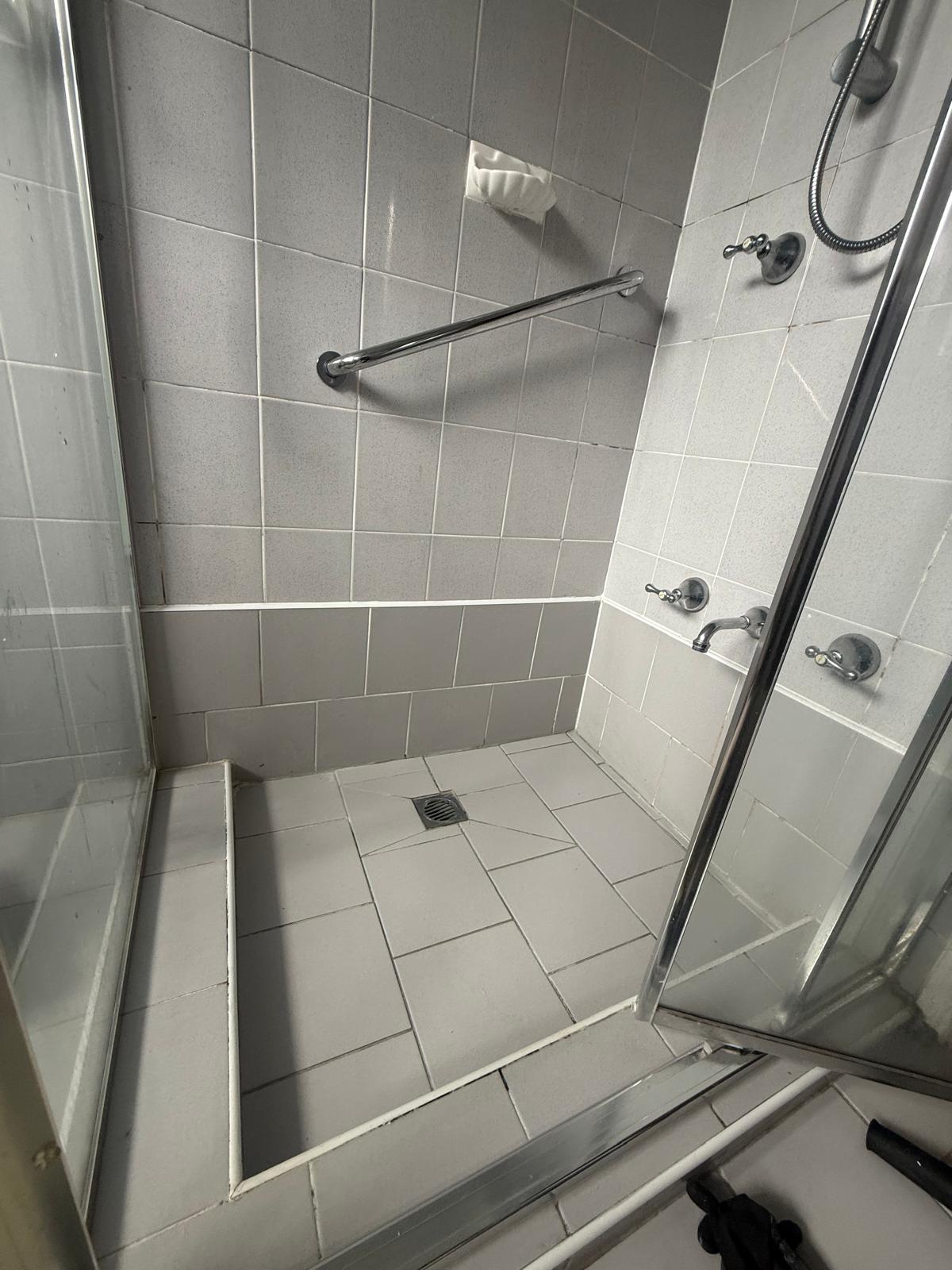 Bathroom before renovation